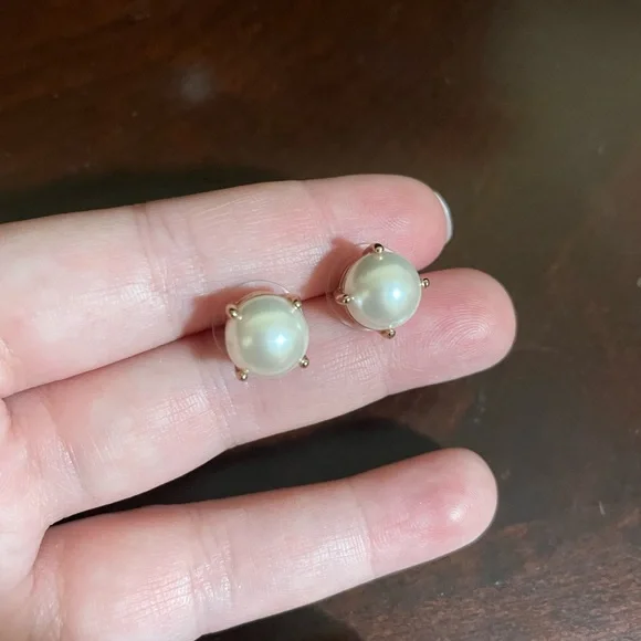 Kate Spade Pearl Gumdrop Studs - Picture 2 of 5